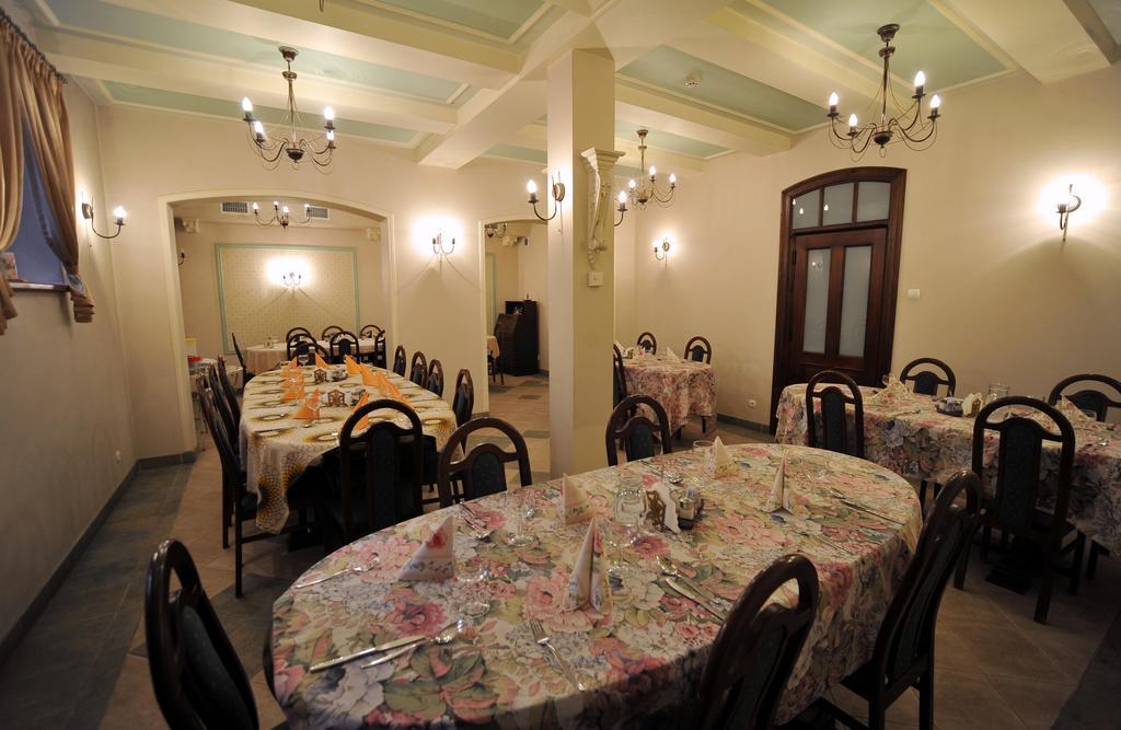 Hotel Stary Malbork Kültér fotó